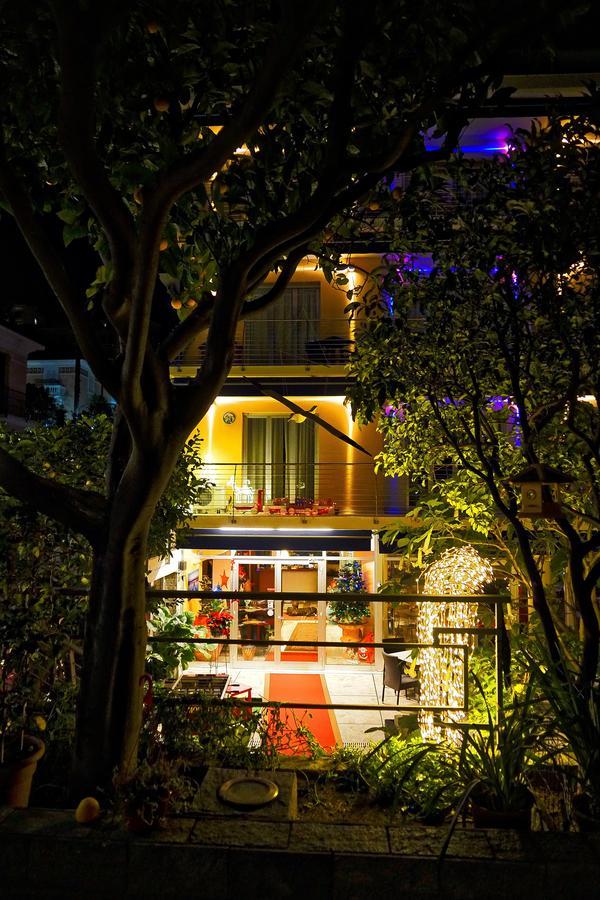 Hotel Villa Delibera ヴァラッツェ エクステリア 写真