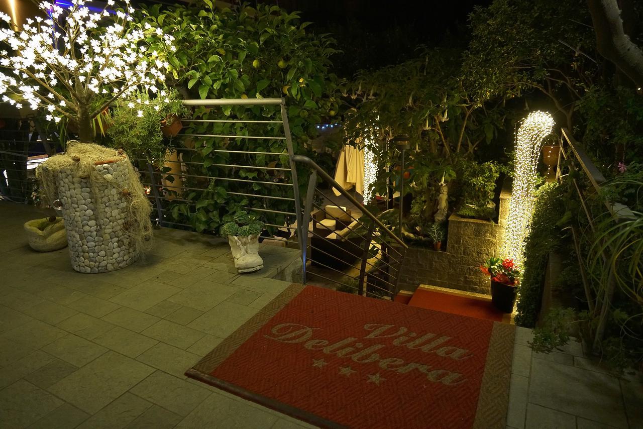 Hotel Villa Delibera ヴァラッツェ エクステリア 写真